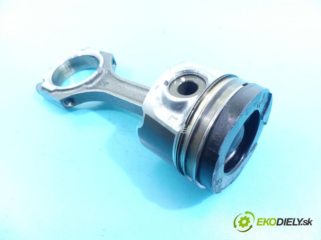 Toyota Land Cruiser J200 2007- 4.5 V8 D4D 328KM automatic 241 kW 4461 cm3 5- piest  (Piesty)