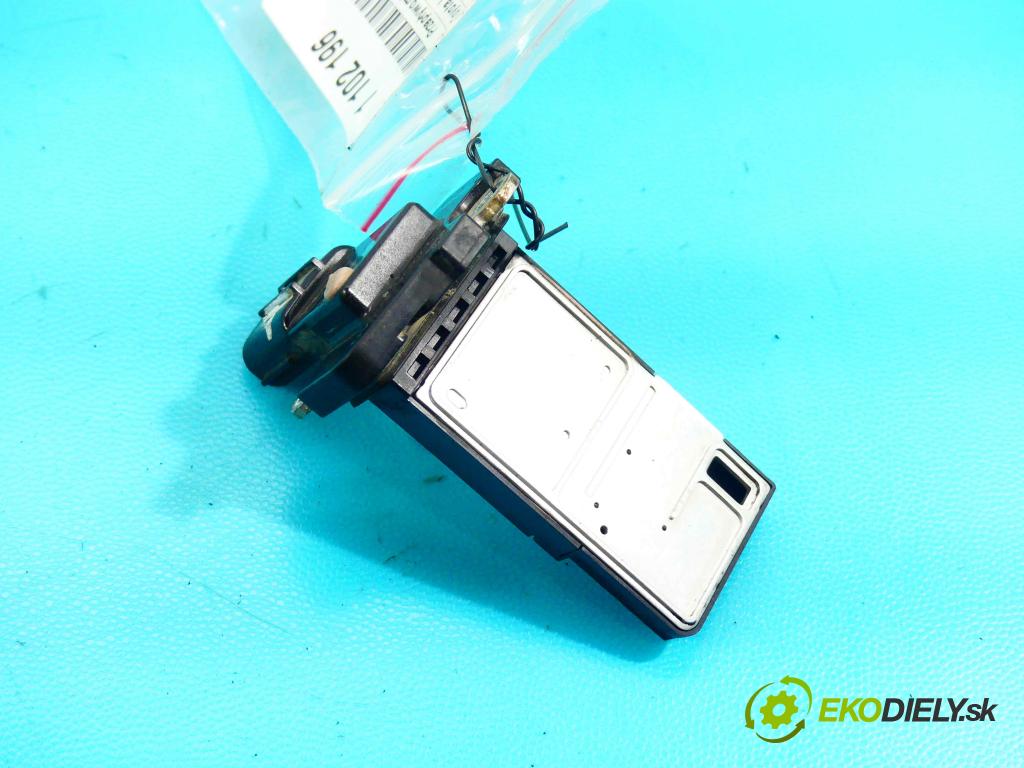 Toyota Land Cruiser J200 2007- 4.5 V8 D4D 328KM automatic 241 kW 4461 cm3 5- průtokoměr: 22204-51010 (Váhy vzduchu)