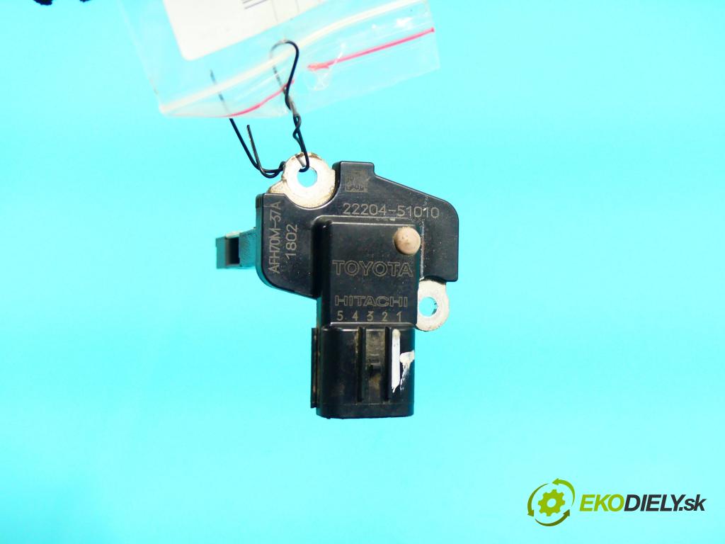 Toyota Land Cruiser J200 2007- 4.5 V8 D4D 328KM automatic 241 kW 4461 cm3 5- průtokoměr: 22204-51010 (Váhy vzduchu)