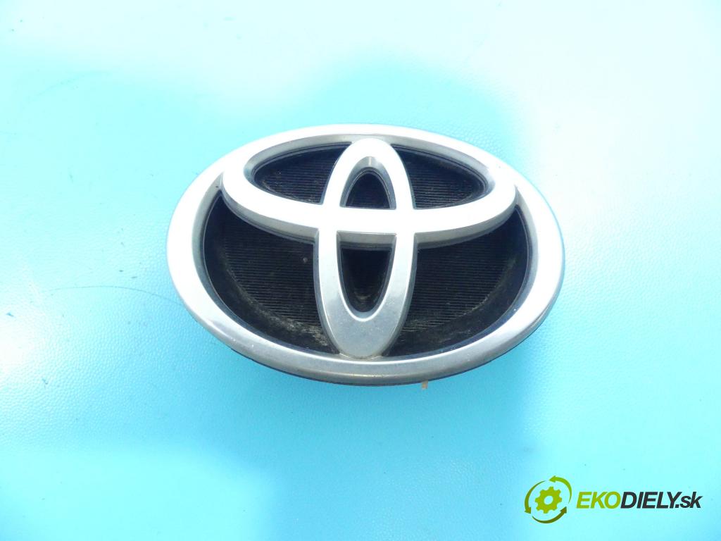 Toyota Corolla E12 2001-2009 1.4 D4D 90 hp manual 66 kW 1364 cm3 5- mřížka 75311-02120