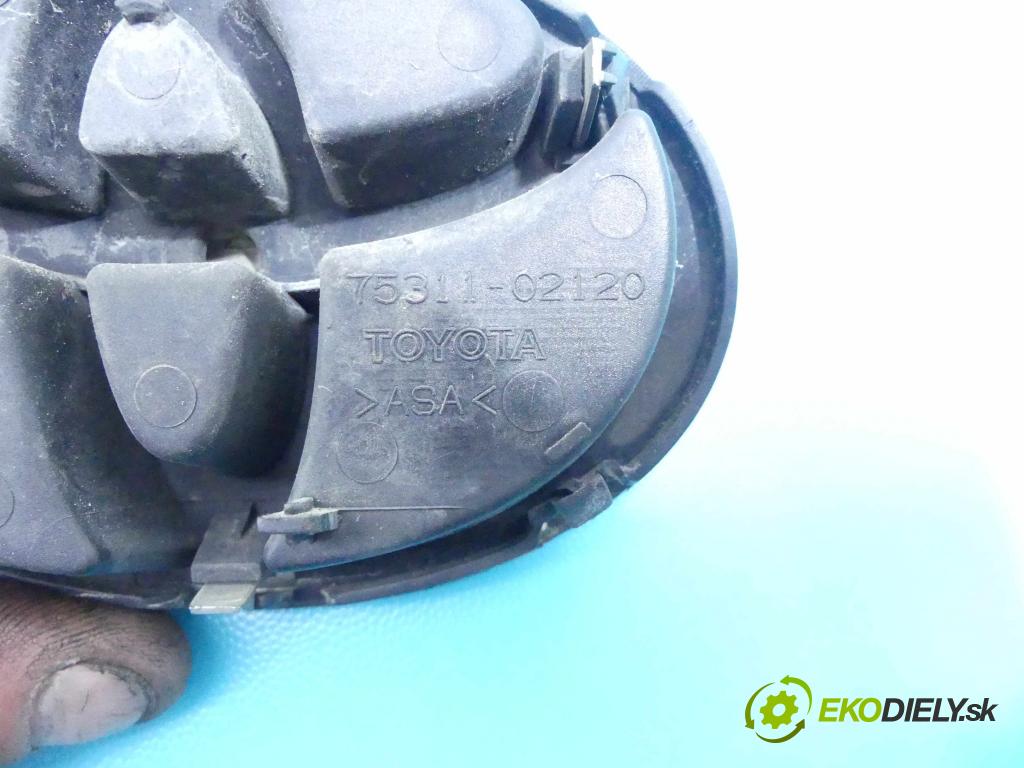 Toyota Corolla E12 2001-2009 1.4 D4D 90 hp manual 66 kW 1364 cm3 5- mřížka 75311-02120