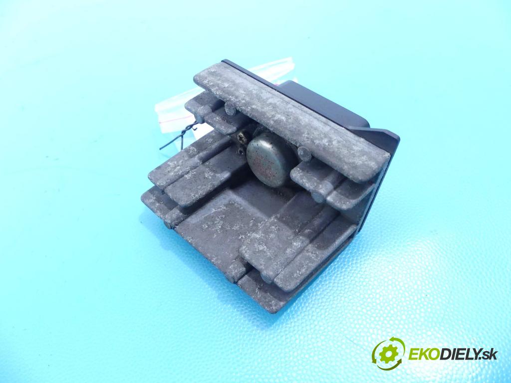 Honda CR-V I 1995-2001 2.0 16V 128 HP manual 94 kW 1973 cm3 5- rezistor 077800-0510
