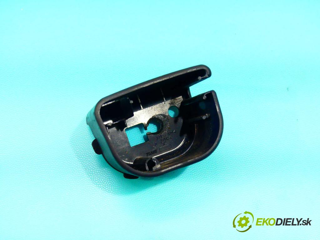 Audi A4 B5 1994-2001 1.8 20v 125 HP manual 92 kW 1781 cm3 5- roleta  (Rolety kufra)