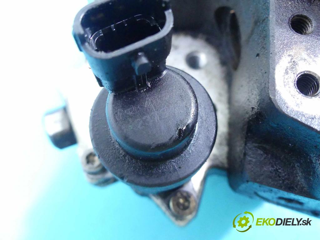 Peugeot 206 1.6 hdi 109 HP manual 80 kW 1560 cm3 5- čerpadlo vstrekovacia 0445010089 (Vstrekovacie čerpadlá)