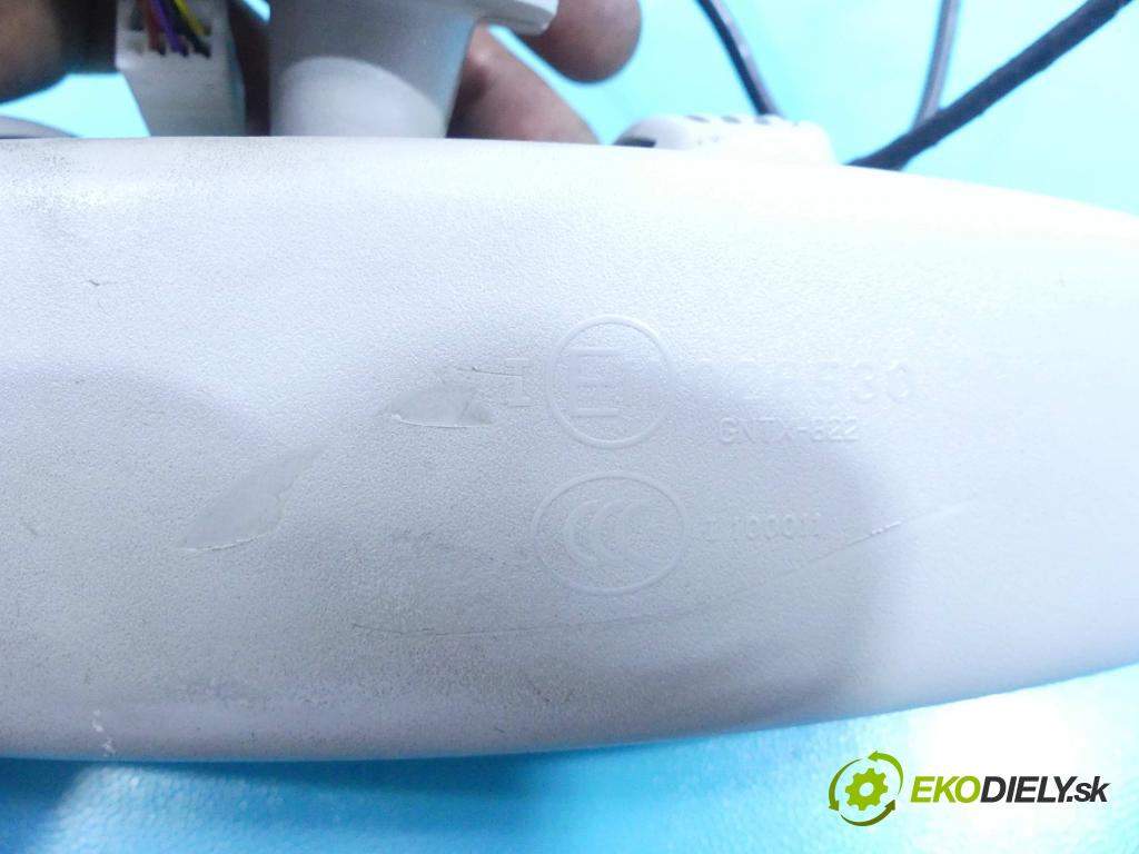 Mercedes ML W166 2011-2015 3.5 V6 306KM automatic 225 kW 3498 cm3 5- zpětné zrcátko vnitřní  (Světla vnitřní)