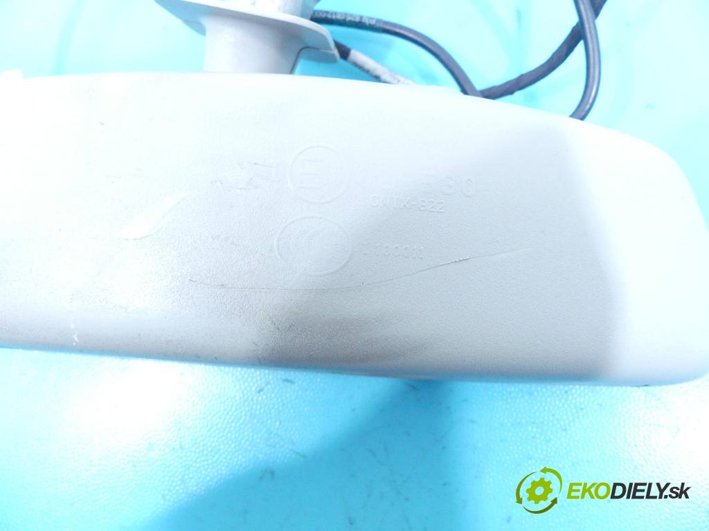 Mercedes ML W166 2011-2015 3.5 V6 306KM automatic 225 kW 3498 cm3 5- zpětné zrcátko vnitřní  (Světla vnitřní)