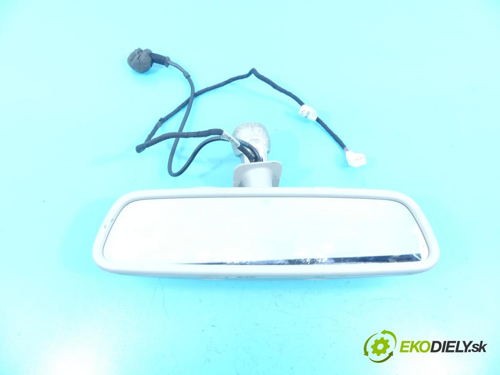 Mercedes ML W166 2011-2015 3.5 V6 306KM automatic 225 kW 3498 cm3 5- zpětné zrcátko vnitřní  (Světla vnitřní)