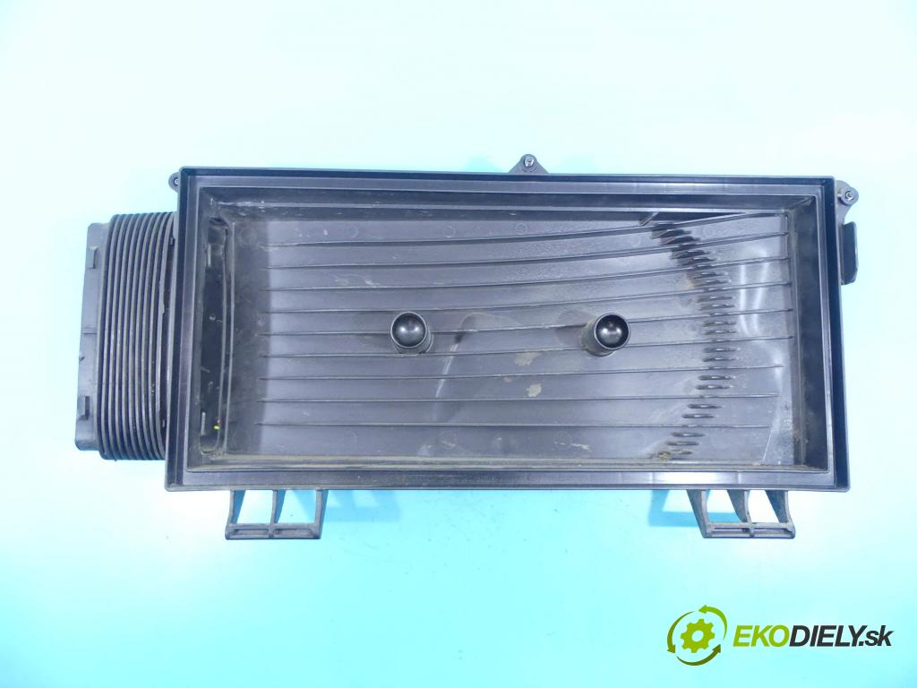 Mercedes ML W166 2011-2015 3.5 V6 306KM automatic 225 kW 3498 cm3 5- obal filtra vzduchu A2760901601 (Kryty filtrů)