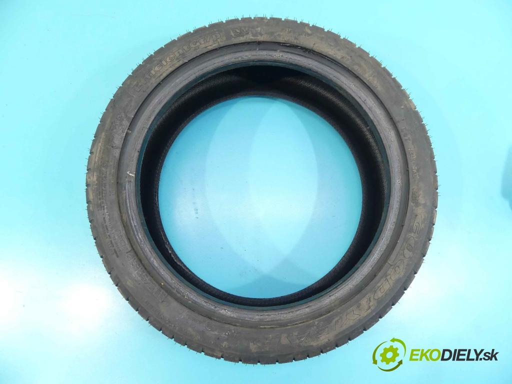 Peugeot 206 2.0 16v cabrio cc: 136 HP manual 100 kW 1997 cm3 2- Pneumatika: para 2 kusy