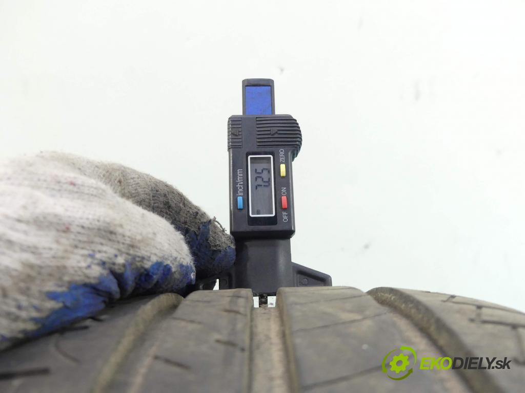 Peugeot 206 2.0 16v cabrio cc: 136 HP manual 100 kW 1997 cm3 2- Pneumatika: para 2 kusy