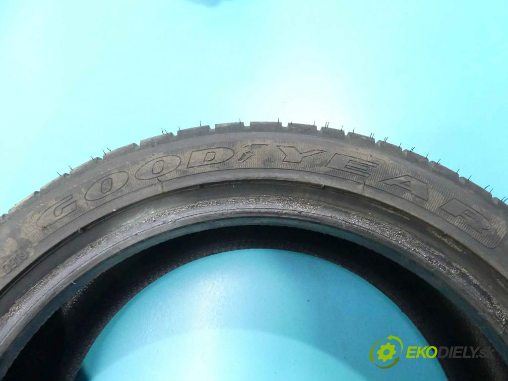 Peugeot 206 2.0 16v cabrio cc: 136 HP manual 100 kW 1997 cm3 2- Pneumatika: para 2 kusy