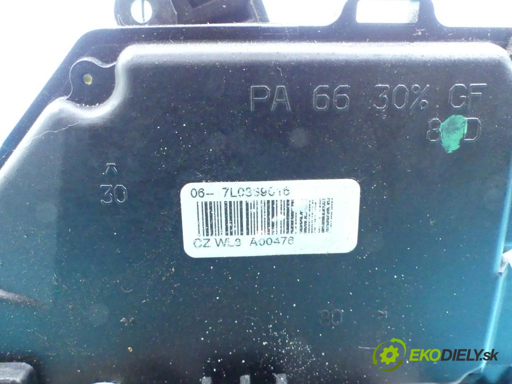 Skoda Octavia II 2004-2013 1.9 tdi 105 hp manual 77 kW 1896 cm3 5- zámek zadní pravý 7L0389016