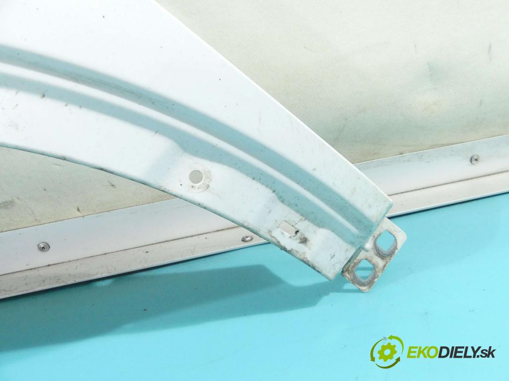 Land rover Discovery Sport 2014-2019 2.0 td 150 hp automatic 110 kW 2000 cm3 5- blatnik přední levý