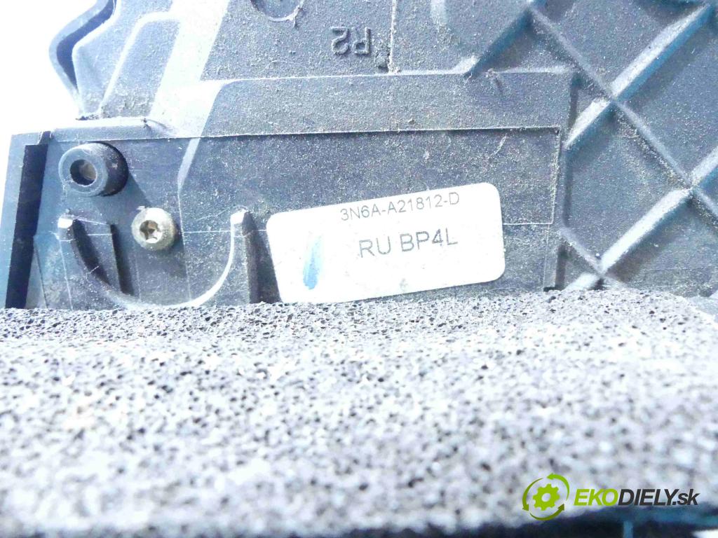 Mazda 3 I BK 2003-2009 1.6 16v 105 hp manual 77 kW 1598 cm3 4- zámek přední pravý 3N6A-A21812-D