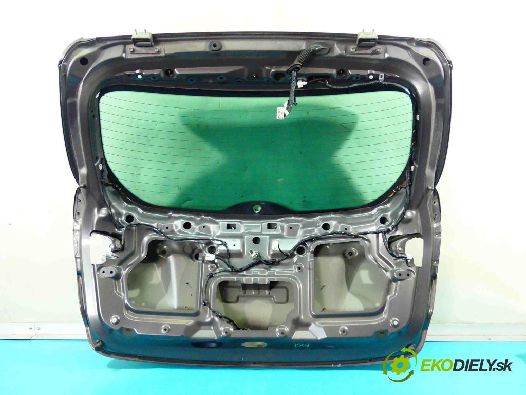 Hyundai Ix35 2.0 CRDi 136 HP manual 100 kW 1995 cm3 5- zadna kufor  (Zadné kapoty)
