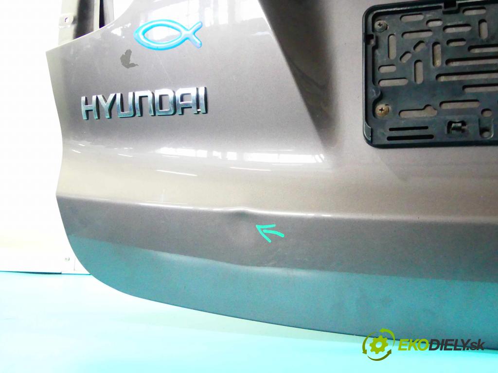 Hyundai Ix35 2.0 CRDi 136 HP manual 100 kW 1995 cm3 5- zadna kufor  (Zadné kapoty)