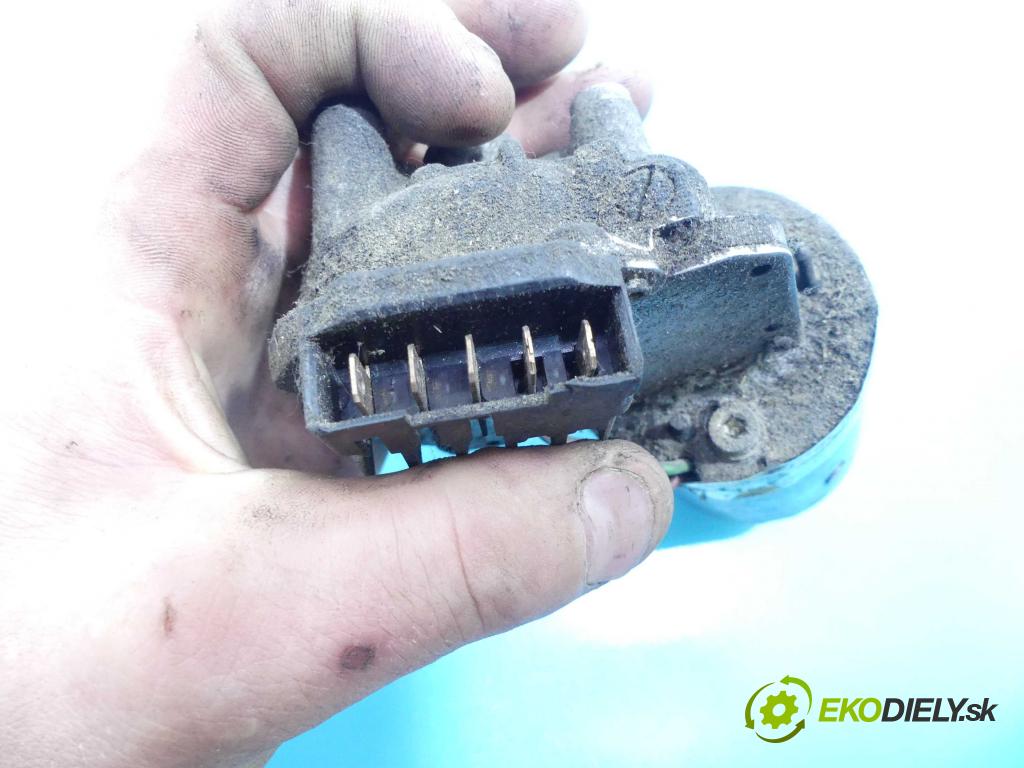Audi 80 B3 1986-1991 2.0 16v mech 137 HP manual 101 kW 1984 cm3 4- motor stieračov predné 893955113A