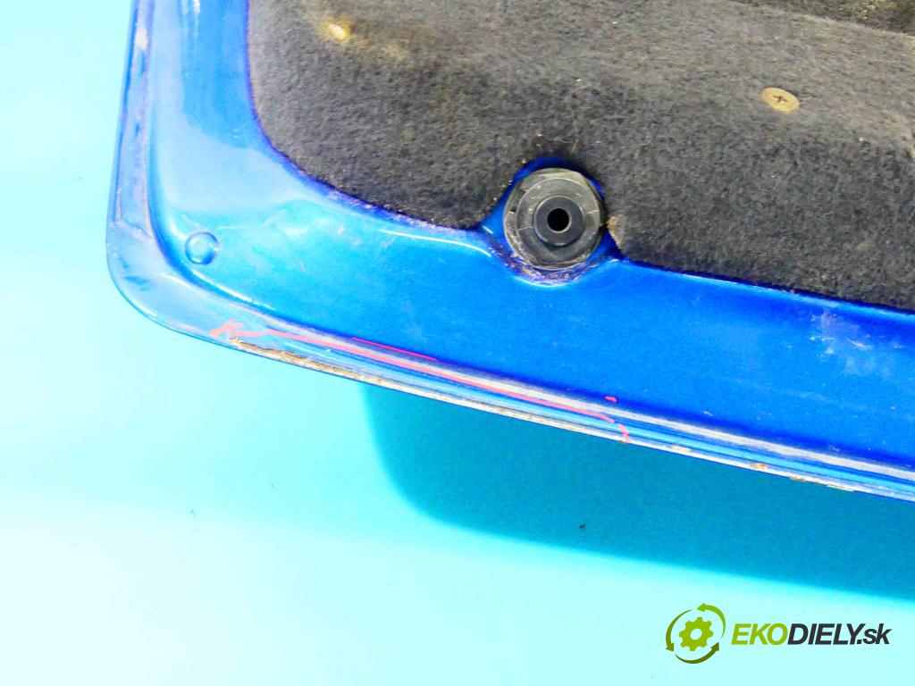 Vw Bora 1.9 tdi 116 hp manual 85 kW 1896 cm3 4- zadní kufrové dveře  (Zadní kapoty)