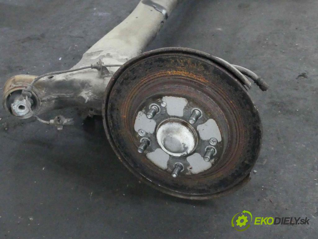 Honda CR-Z 2010-2016 1.5 hybrid 114 hp manual 84 kW 1497 cm3 3- zadní výztuha