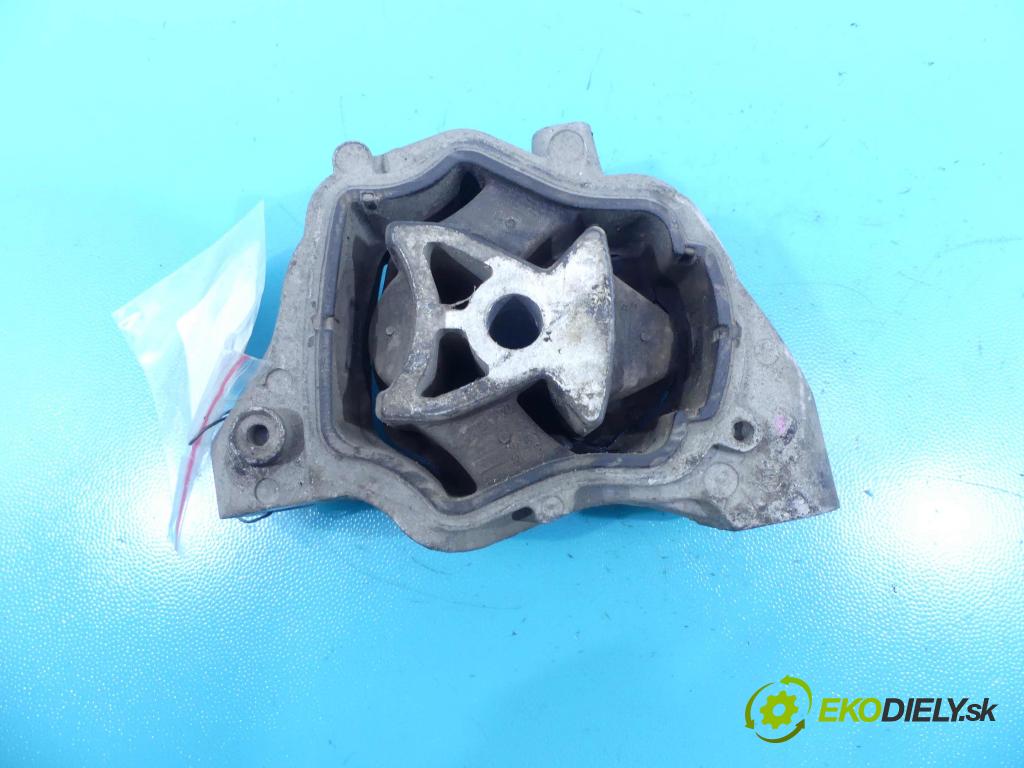 Land rover Discovery Sport 2014-2019 2.0 td 150 HP automatic 110 kW 2000 cm3 5- airbag motora  (Držiaky motora)