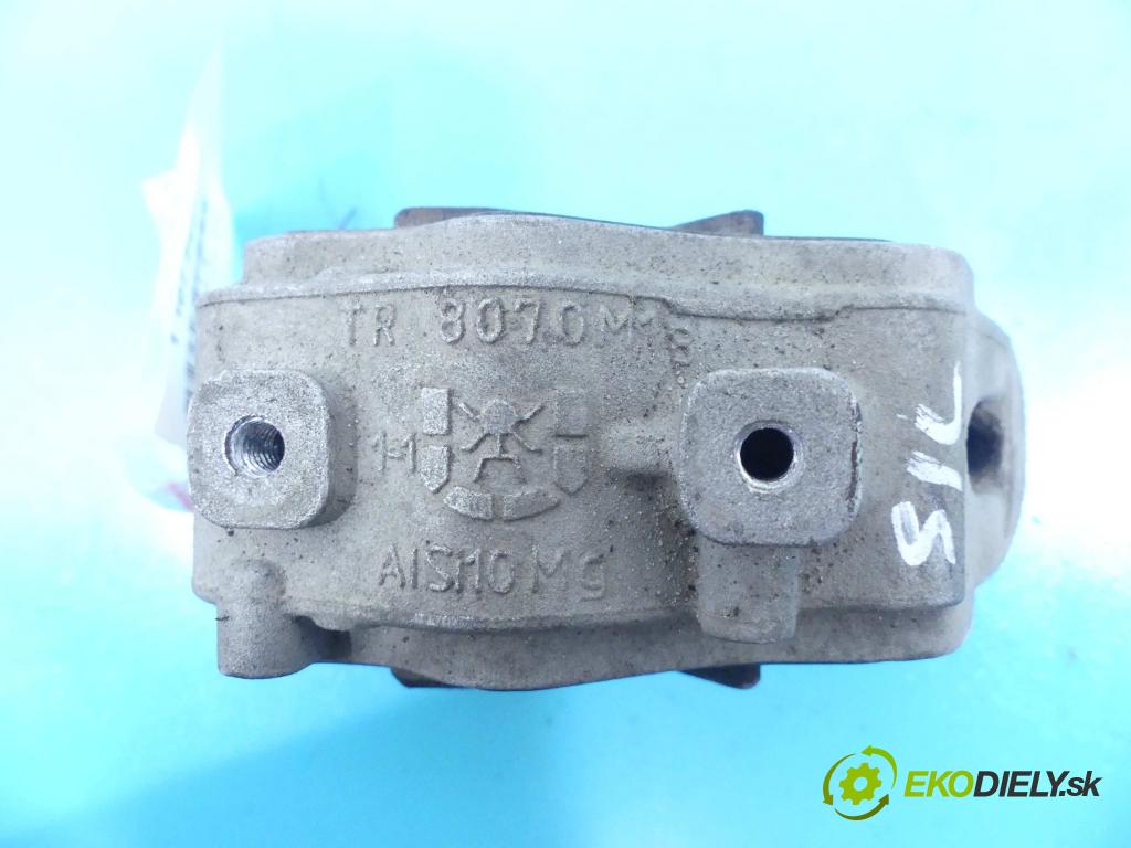 Land rover Discovery Sport 2014-2019 2.0 td 150 HP automatic 110 kW 2000 cm3 5- airbag motora  (Držiaky motora)