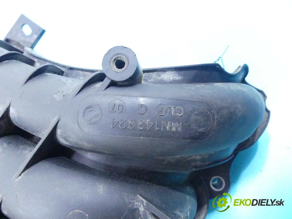 Mitsubishi Colt Z30 VI 2004-2012 1.1 12V 75 HP manual 55 kW 1124 cm3 5- zvod nasávací MN143824 (Sacie potrubia)