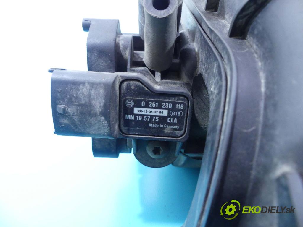 Mitsubishi Colt Z30 VI 2004-2012 1.1 12V 75 HP manual 55 kW 1124 cm3 5- zvod nasávací MN143824 (Sacie potrubia)