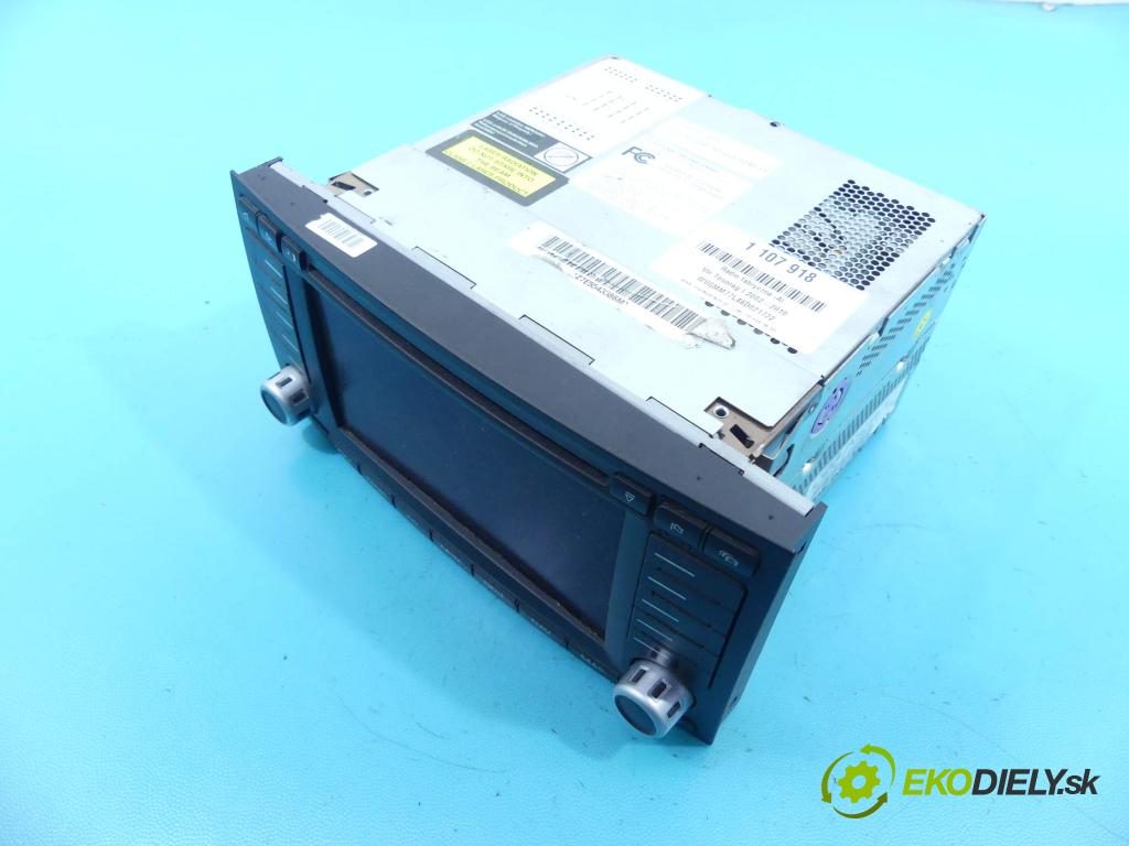 Vw Touareg I 2002-2010 4.2 B V8 310HP automatic 228 kW 4172 cm3 5- Radio továreň: 7L6035191Q