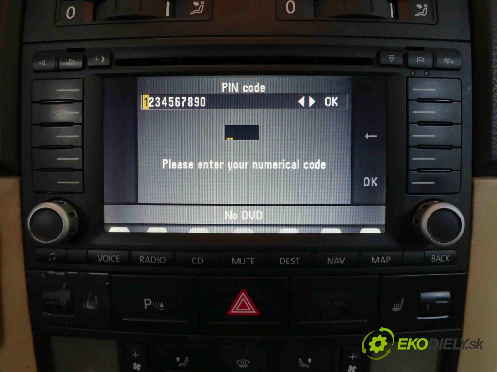 Vw Touareg I 2002-2010 4.2 B V8 310HP automatic 228 kW 4172 cm3 5- Radio továreň: 7L6035191Q