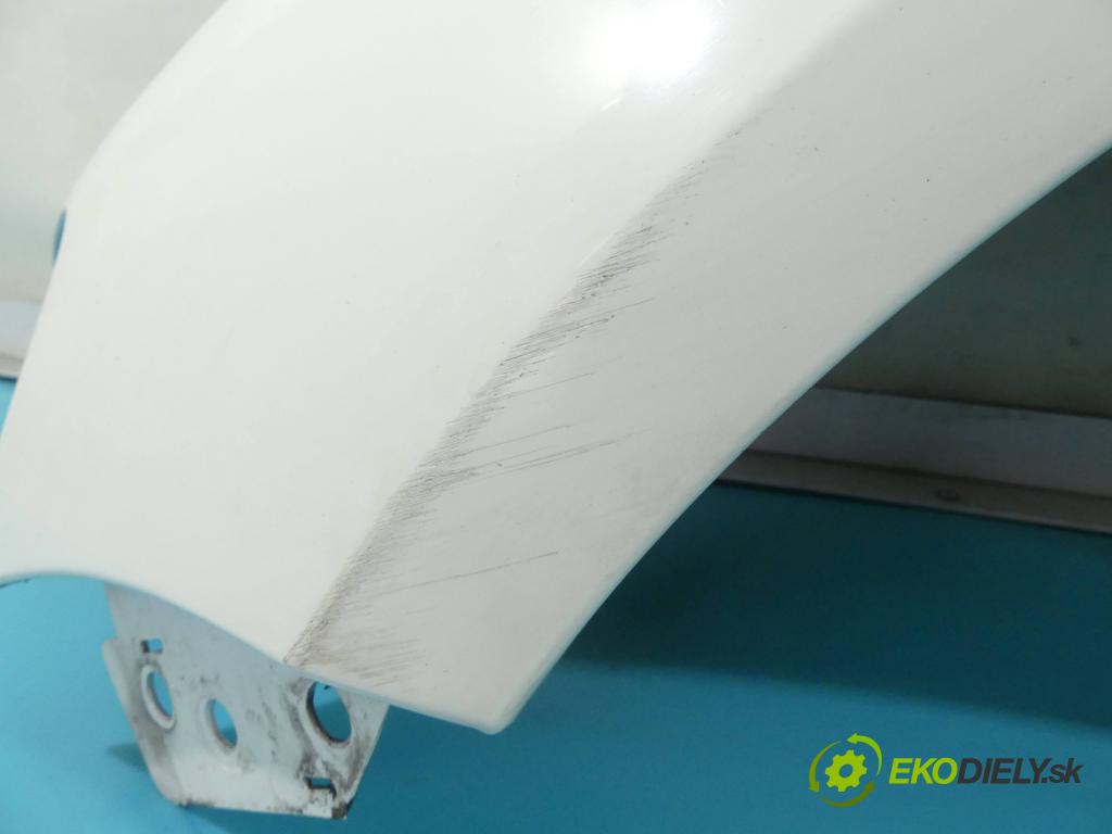 Vw Touareg I 2002-2010 4.2 B V8 310 hp automatic 228 kW 4172 cm3 5- blatnik přední levý