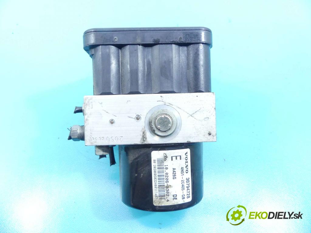 Volvo V50 2.0d 136 HP manual 100 kW 1997 cm3 5- čerpadlo abs 30794730 (Pumpy ABS)