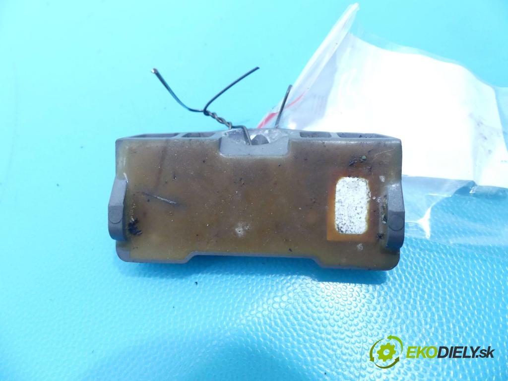 Vw Touareg I 2002-2010 4.2 B V8 310 hp automatic 228 kW 4172 cm3 5- snímač tlaku 7L0907275 (Snímače tlaku)