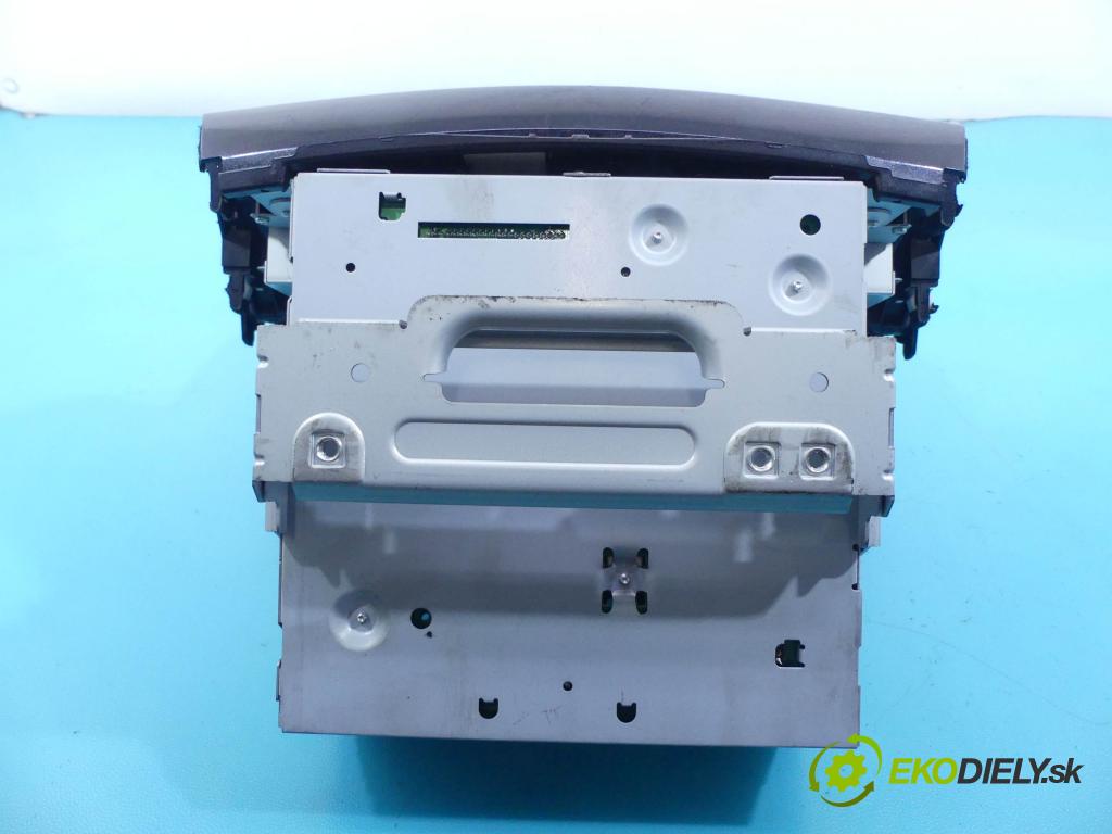 Honda Fr-v 1.8 16v 140 hp manual 103 kW 1799 cm3 5- Radio továrna: 39100-SJD-G02