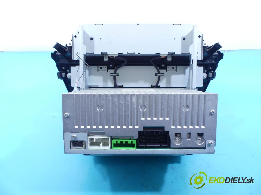 Honda Fr-v 1.8 16v 140 hp manual 103 kW 1799 cm3 5- Radio továrna: 39100-SJD-G02