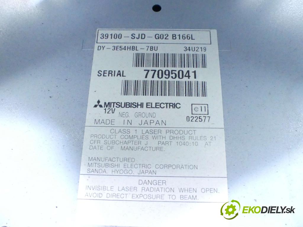 Honda Fr-v 1.8 16v 140 hp manual 103 kW 1799 cm3 5- Radio továrna: 39100-SJD-G02