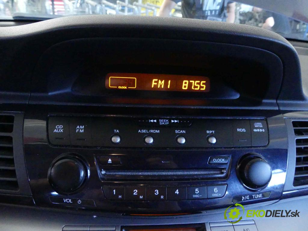 Honda Fr-v 1.8 16v 140 hp manual 103 kW 1799 cm3 5- Radio továrna: 39100-SJD-G02