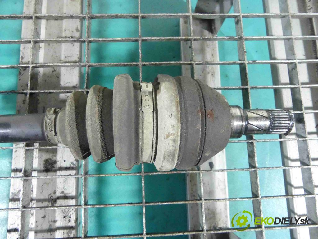 Opel Astra III 2004-2014 1,3.0 CDTI 90 HP manual 66 kW 1248 cm3 5- poloos ľavé  (Poloosy)