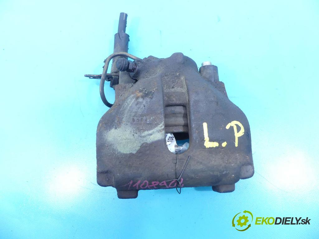 Audi A4 B5 1994-2001 1.8 20v 125 HP manual 92 kW 1781 cm3 5- brzdič predné ľavý (Ostatné)