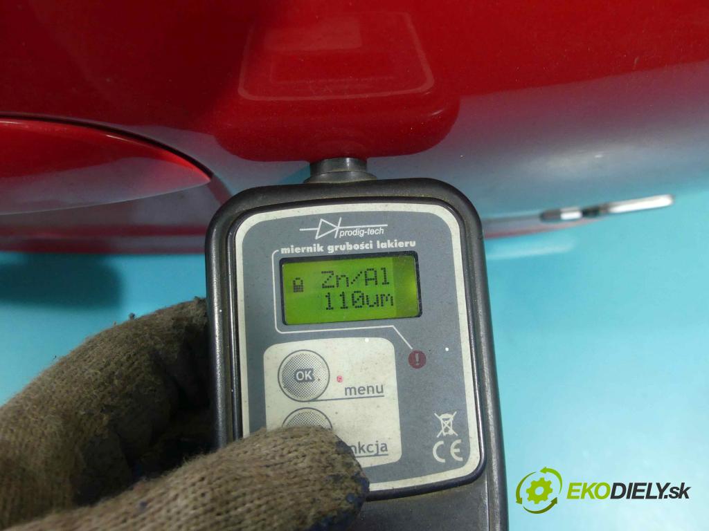 Audi A4 B5 1994-2001 1.8 20v 125 hp manual 92 kW 1781 cm3 5- zadní kufrové dveře  (Zadní kapoty)