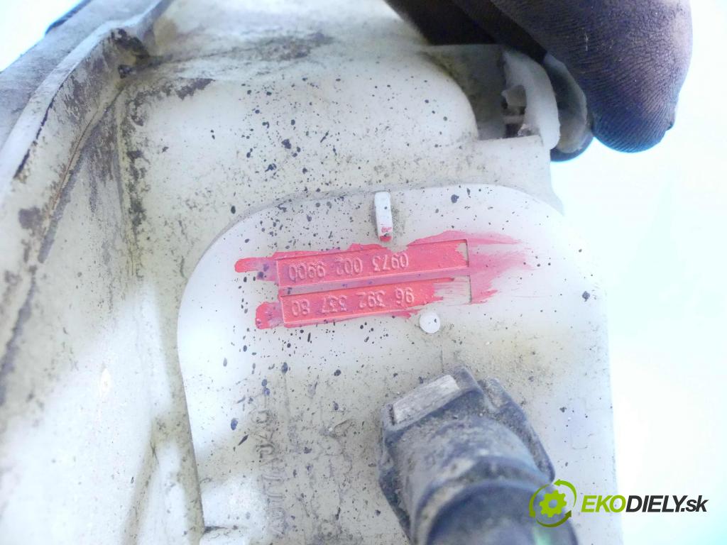 Peugeot 307 1.6 hdi 109 hp manual 80 kW 1560 cm3 5- Nádrž: 9639235780