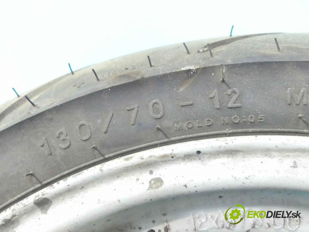 Suzuki UH 125 BURGMAN 2002-2006 0.1b 12KM manual 8,7 kW 125 cm3 2- koleso
