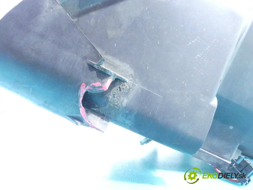 Citroen C5 I 2001-2008 2.0 hdi 136 HP manual 100 kW 1997 cm3 5- Reflektor: pravý 9661316580 (Pravé)