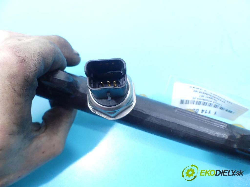 Peugeot 307 2.0 hdi 136 HP automatic 100 kW 1997 cm3 5- lišta vstrekovacia 0703608995 (Vstrekovacie lišty)