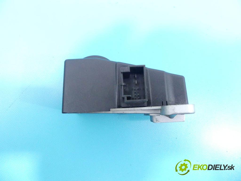 Vw Passat B7 2010-2014 2.0 tdi 140 HP manual 103 kW 1968 cm3 5- Blokáda: řízení: 3C0905861J (Ostatné)