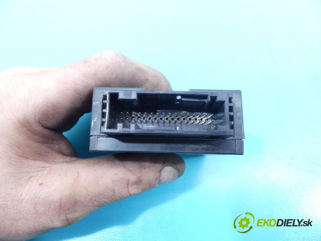 Vw Passat B7 2010-2014 2.0 tdi 140 HP manual 103 kW 1968 cm3 5- modul riadiaca jednotka 3AA905107B (Ostatné)