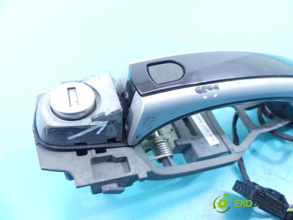 Porsche Cayenne I 2002-2010 4.8 V8 Turbo 500KM automatic 368 kW 4806 cm3 5- rukoväť predné ľavé mimo: 7L0837885F (Vonkajšie predné ľavé)