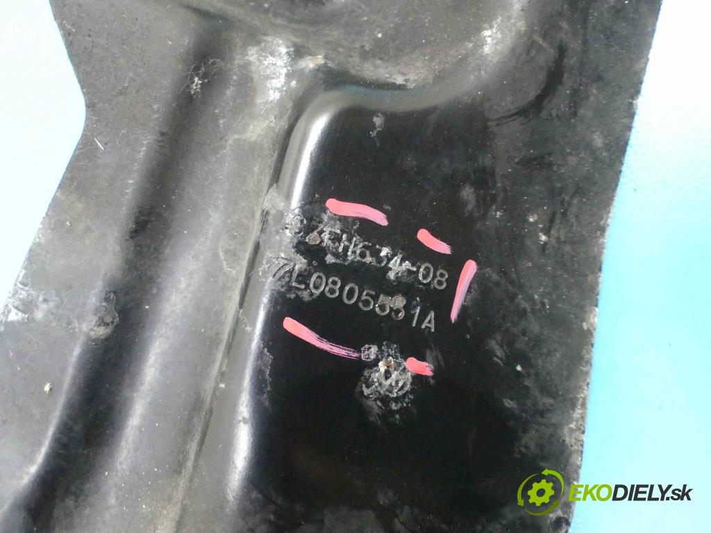 Porsche Cayenne I 2002-2010 4.8 V8 Turbo 500KM automatic 368 kW 4806 cm3 5- výstuha motora 7L0805551A