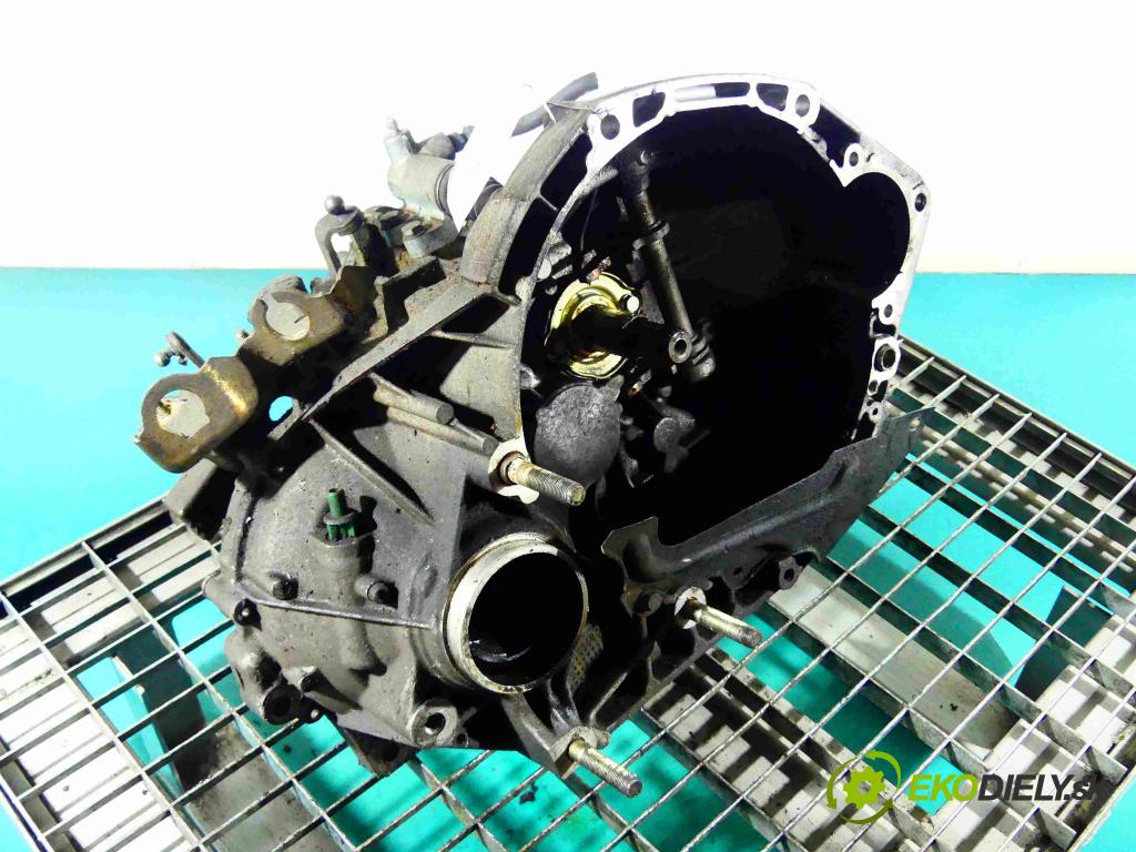 Lancia Lybra 1.6 16v 103 HP manual 76 kW 1596 cm3 4- prevodovka stupeň,rýchlosť manual 