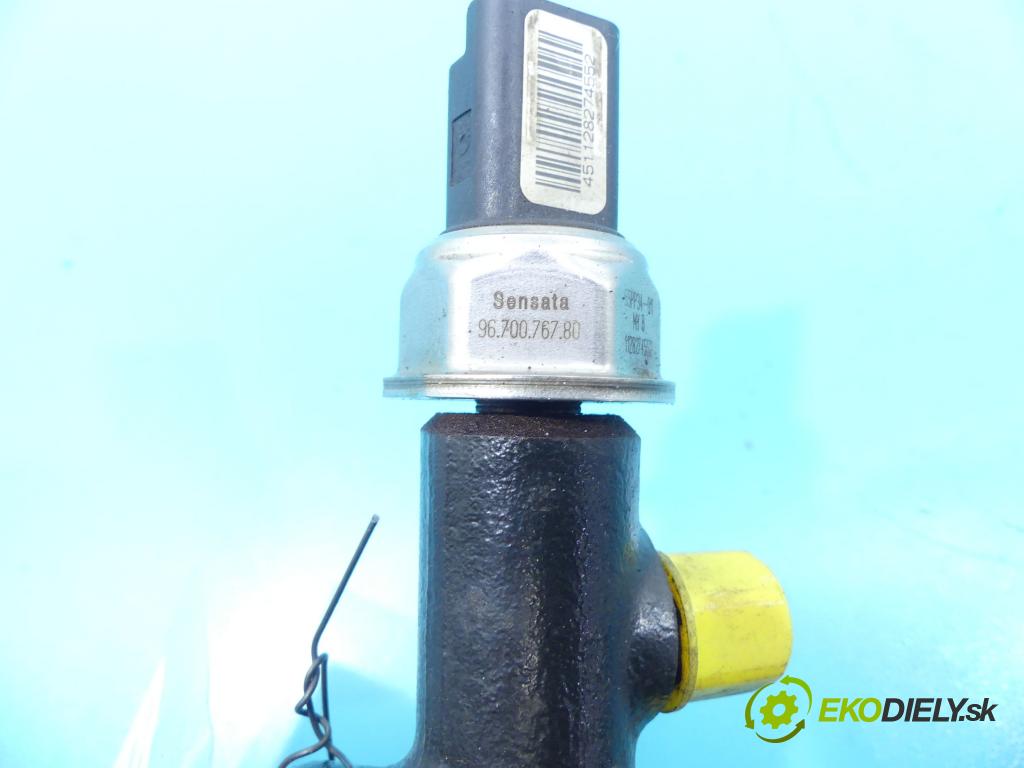 Peugeot 308 I 2007-2013 1.6 hdi 111KM manual 82 kW 1560 cm3 5- lišta vstrekovacia 9685297580 (Vstrekovacie lišty)