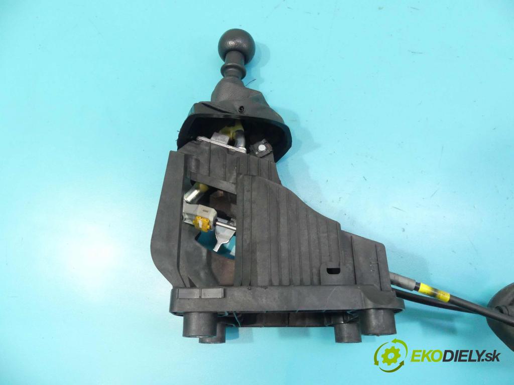 Peugeot 308 I 2007-2013 1.6 hdi 111KM manual 82 kW 1560 cm3 5- Páka: Změny: stupeň,rýchlosť 9672735680 (Rýchlostné páky / kulisy)